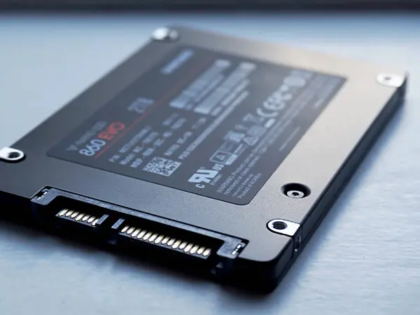 هارد و حافظه SSD (Hard Drive)